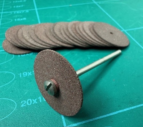 Aluminium oxide cut off - cut,